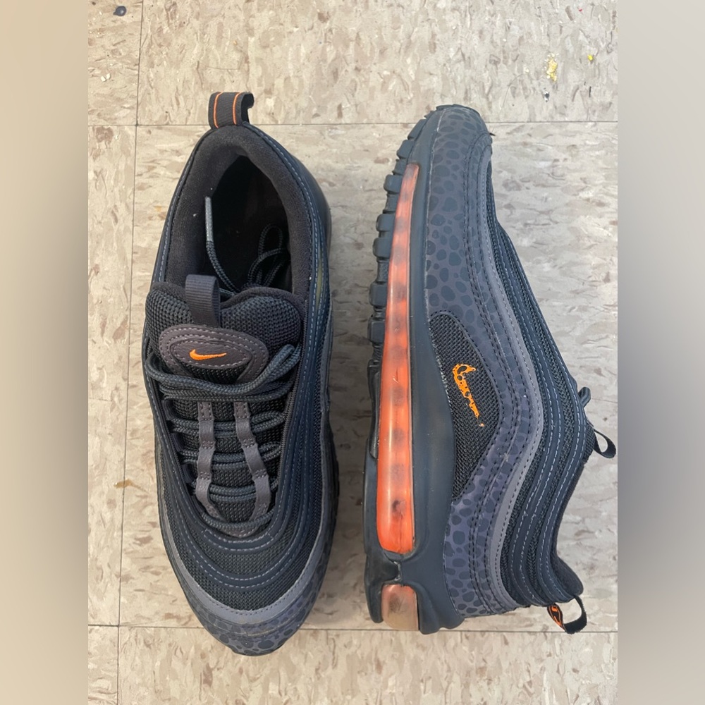 Nike air max
